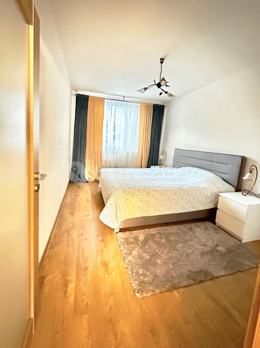 4 bedroom flat for sale, 95 m², Dreyerova, Prague, Prague