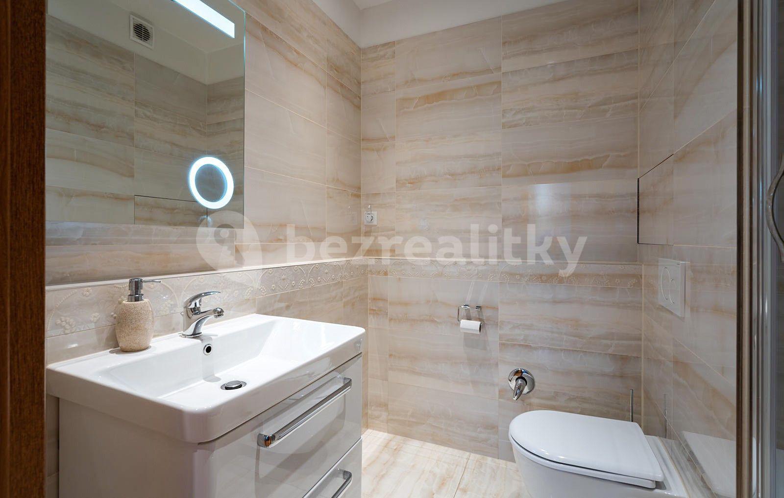 4 bedroom flat for sale, 95 m², Dreyerova, Prague, Prague