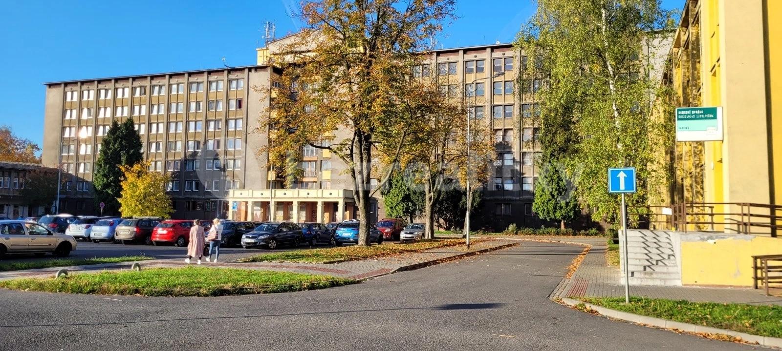 non-residential property to rent, 79 m², nám. Budovatelů, Karviná, Moravskoslezský Region