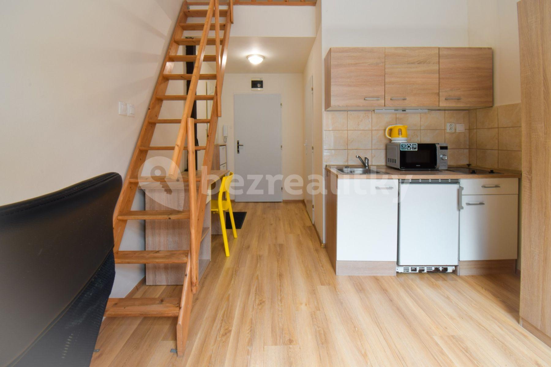 Studio flat to rent, 25 m², Hybešova, Brno, Jihomoravský Region