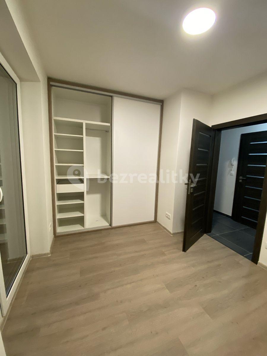 1 bedroom with open-plan kitchen flat to rent, 42 m², Jihlavská, Troubsko, Jihomoravský Region