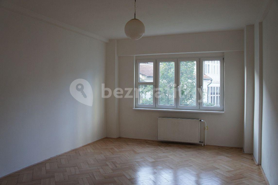 Studio flat to rent, 30 m², Na Kopečku, Prague, Prague