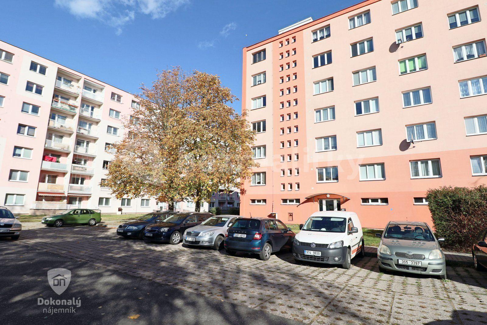 2 bedroom flat to rent, 54 m², Vitry, Kladno, Středočeský Region