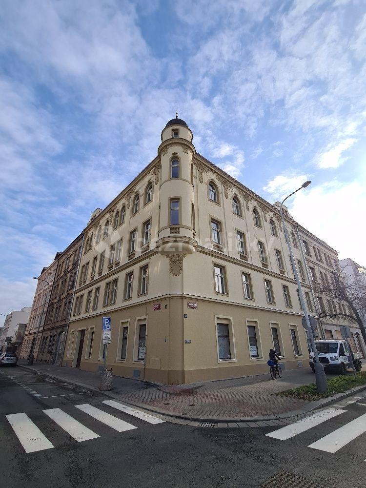 1 bedroom flat to rent, 41 m², Tusarova, Prague, Prague