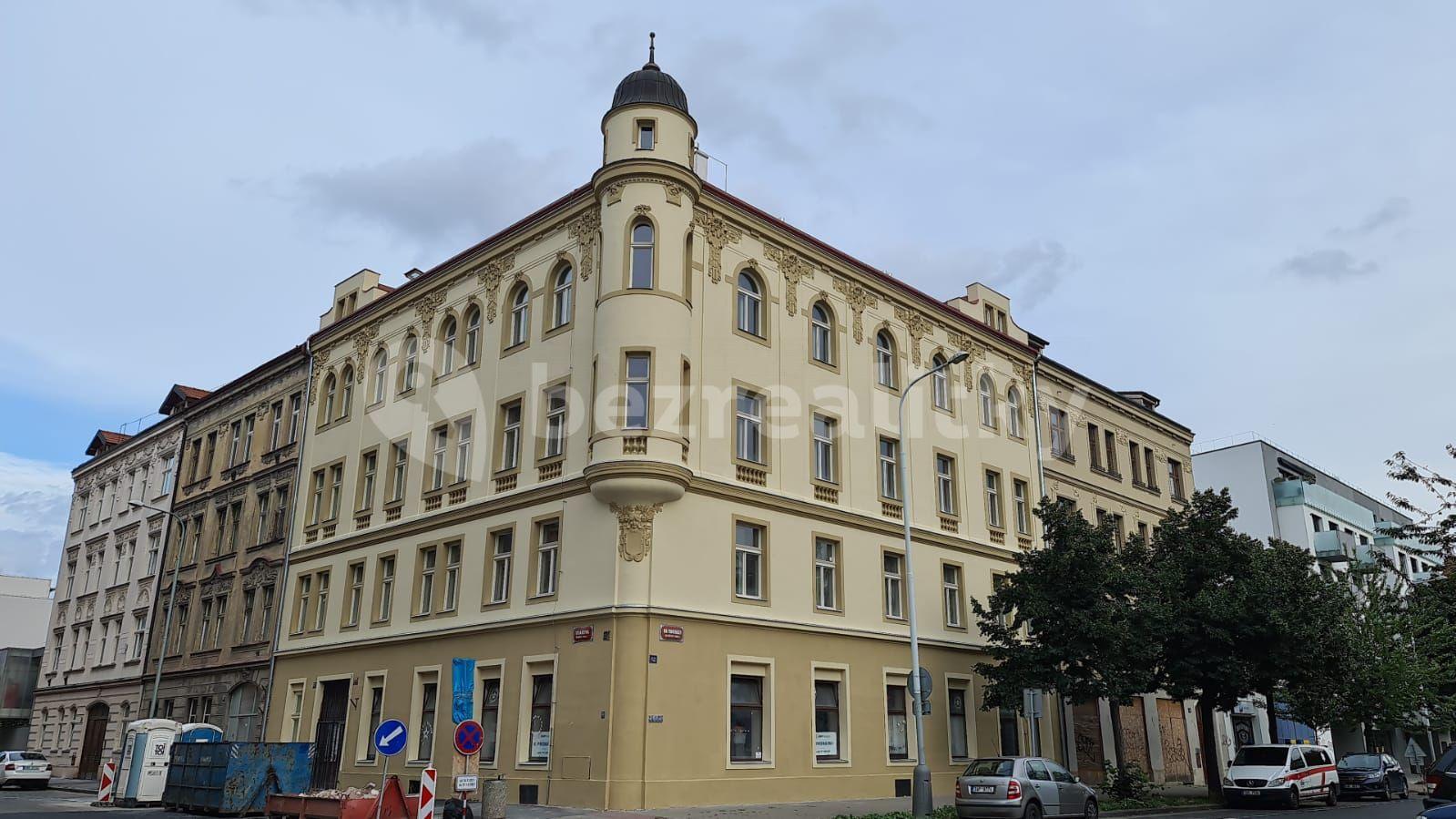 Studio flat to rent, 30 m², Tusarova, Prague, Prague