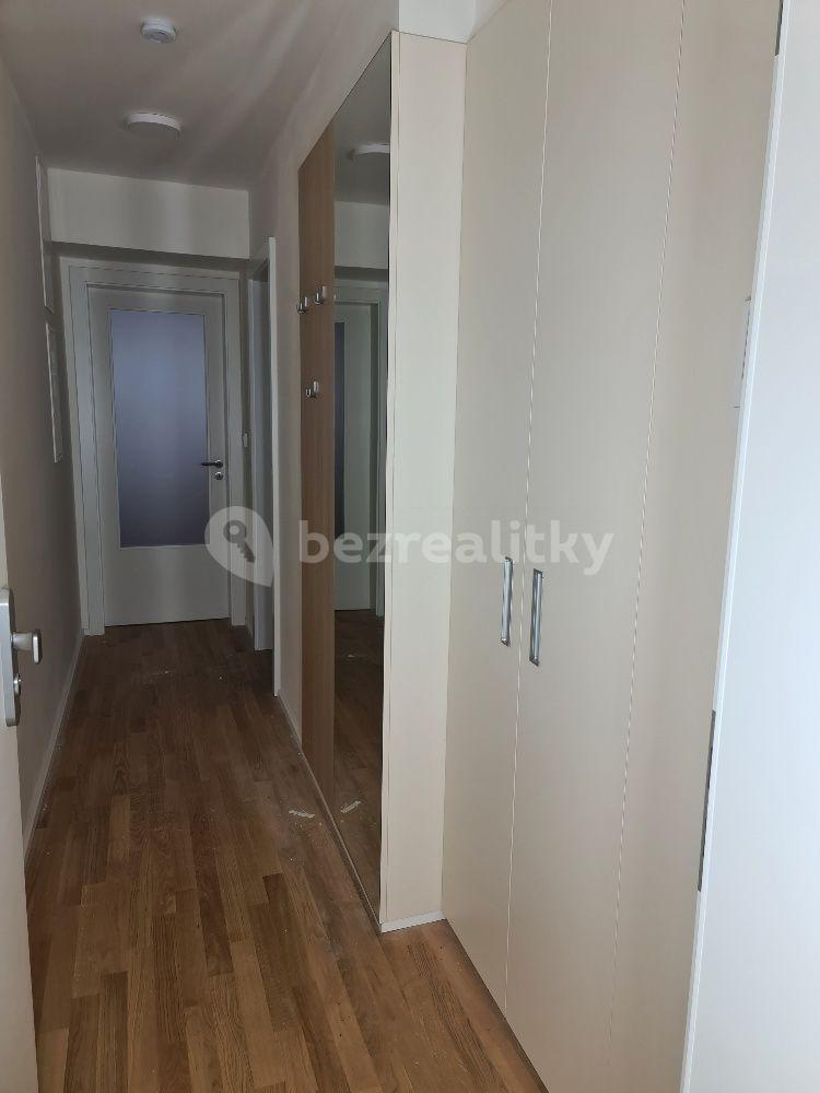 Studio flat to rent, 30 m², Tusarova, Prague, Prague