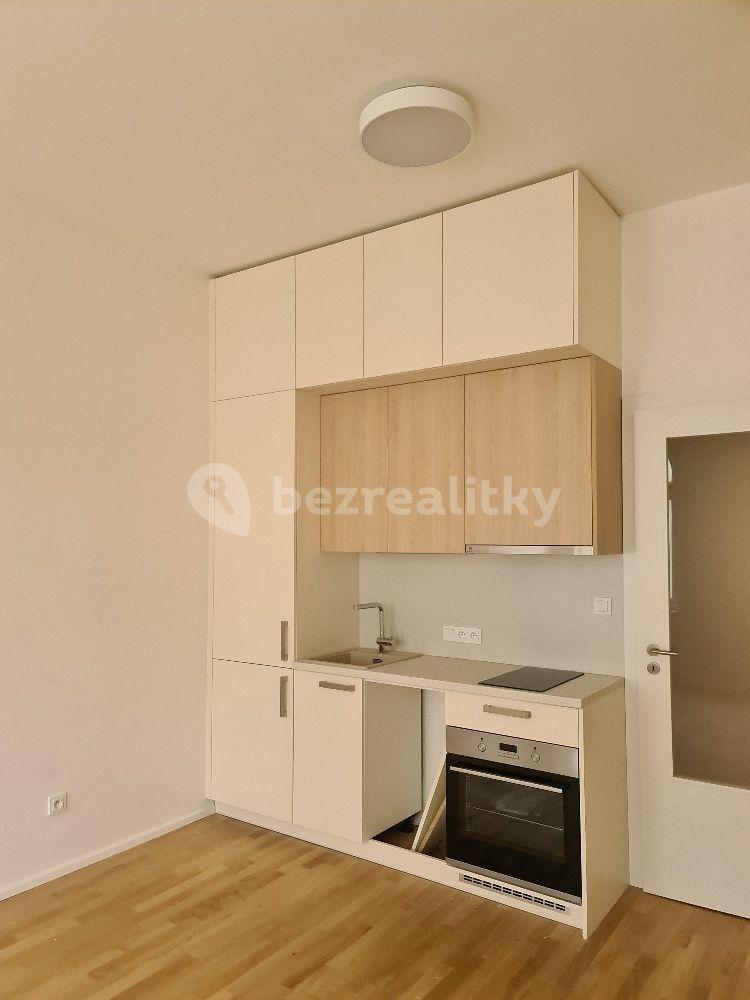 Studio flat to rent, 30 m², Tusarova, Prague, Prague