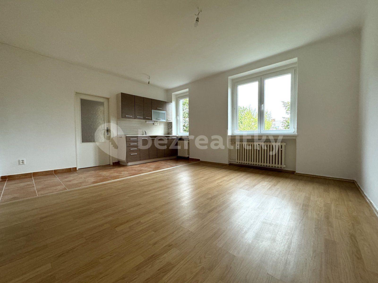 Studio flat to rent, 28 m², Brožíkova, Karviná, Moravskoslezský Region