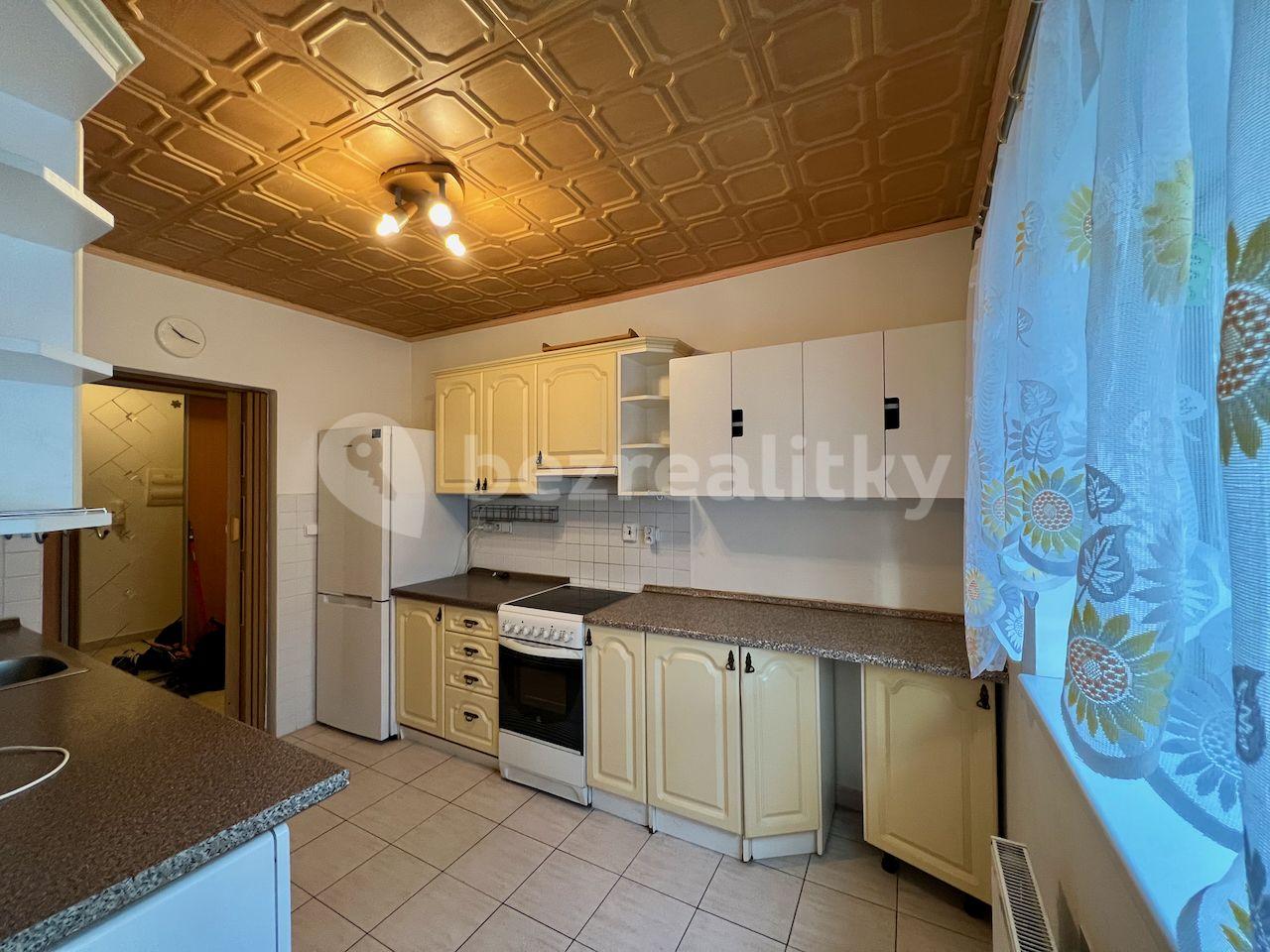 3 bedroom flat to rent, 62 m², Pod Hájem, Králův Dvůr, Středočeský Region