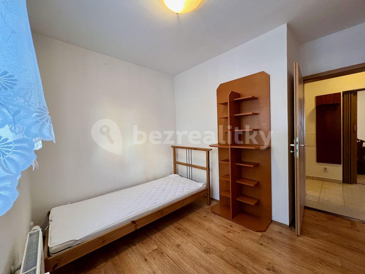 3 bedroom flat to rent, 62 m², Pod Hájem, Králův Dvůr, Středočeský Region