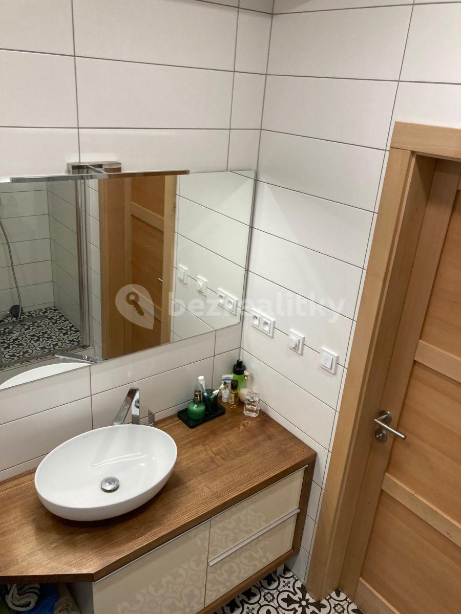 2 bedroom with open-plan kitchen flat to rent, 70 m², V Háji, Prague, Prague