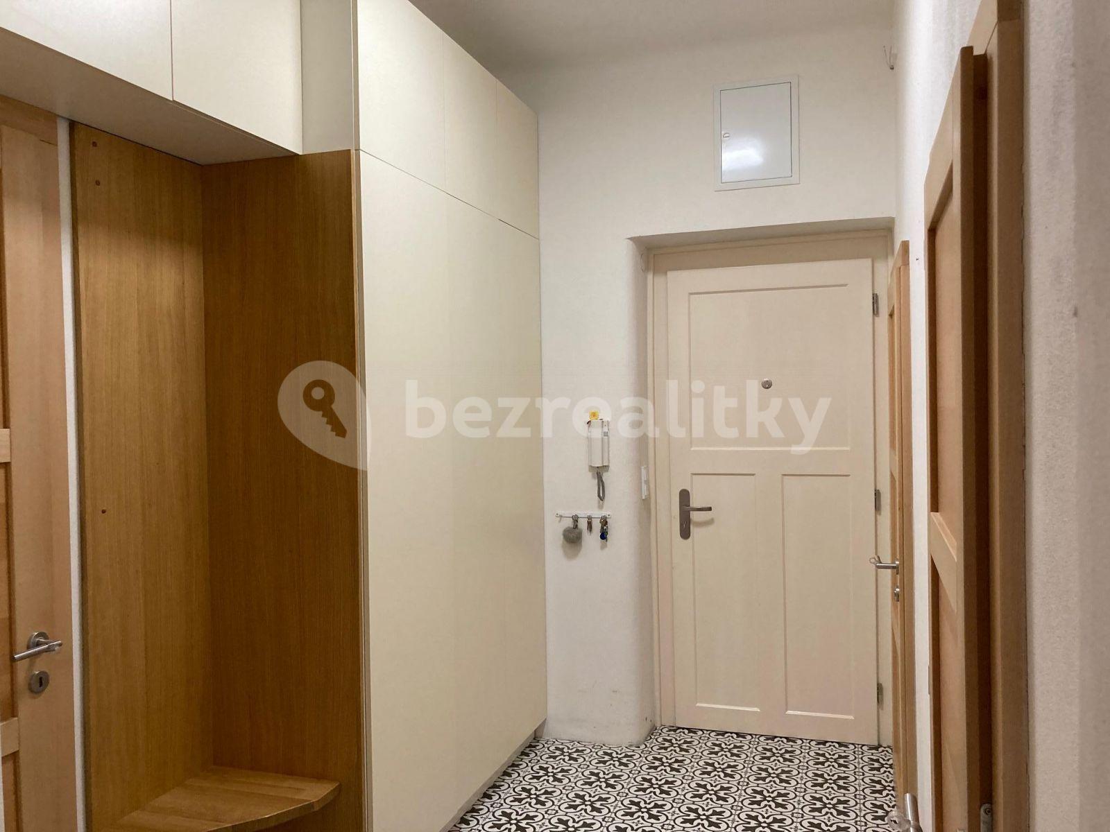 2 bedroom with open-plan kitchen flat to rent, 70 m², V Háji, Prague, Prague