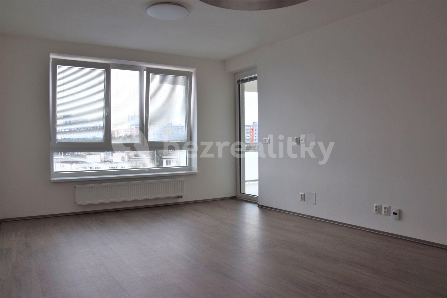 1 bedroom with open-plan kitchen flat to rent, 58 m², Janského, Olomouc, Olomoucký Region