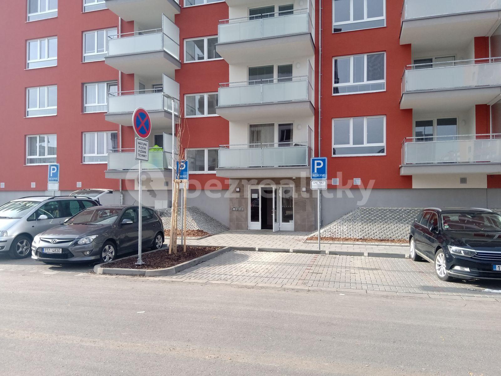 1 bedroom with open-plan kitchen flat to rent, 58 m², Janského, Olomouc, Olomoucký Region