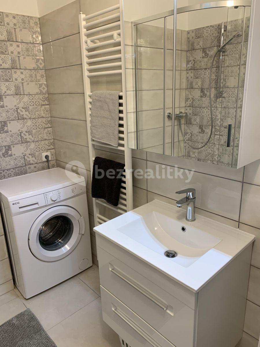 2 bedroom flat to rent, 56 m², Okružní, Nové Strašecí, Středočeský Region