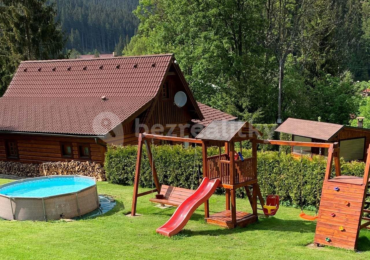 recreational property to rent, 0 m², Velké Karlovice, Zlínský Region