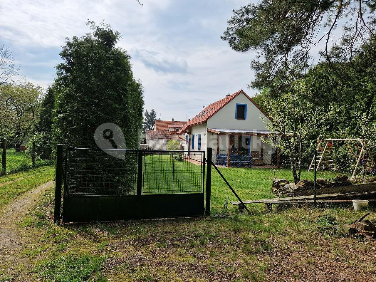 recreational property to rent, 0 m², Vlkov, Jihočeský Region