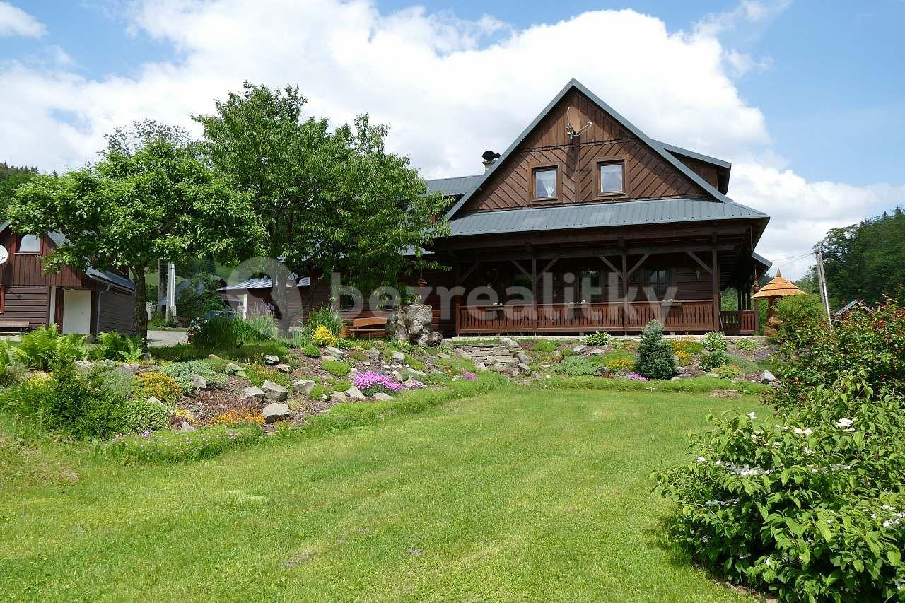 recreational property to rent, 0 m², Velké Karlovice, Zlínský Region