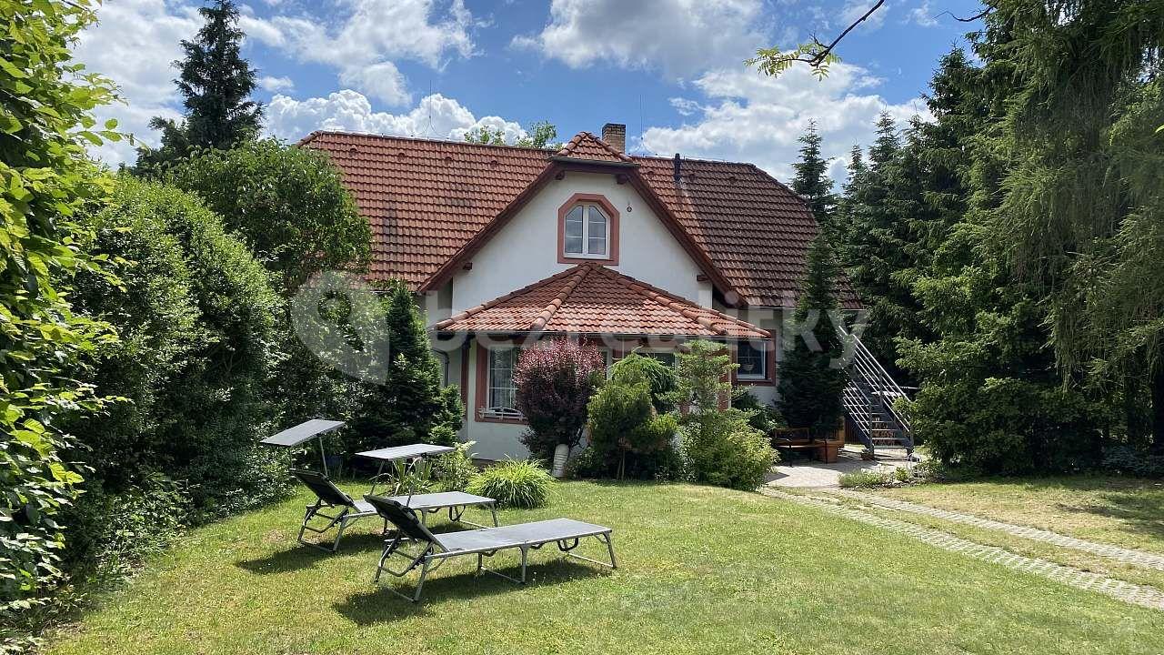 recreational property to rent, 0 m², Třeboň, Jihočeský Region