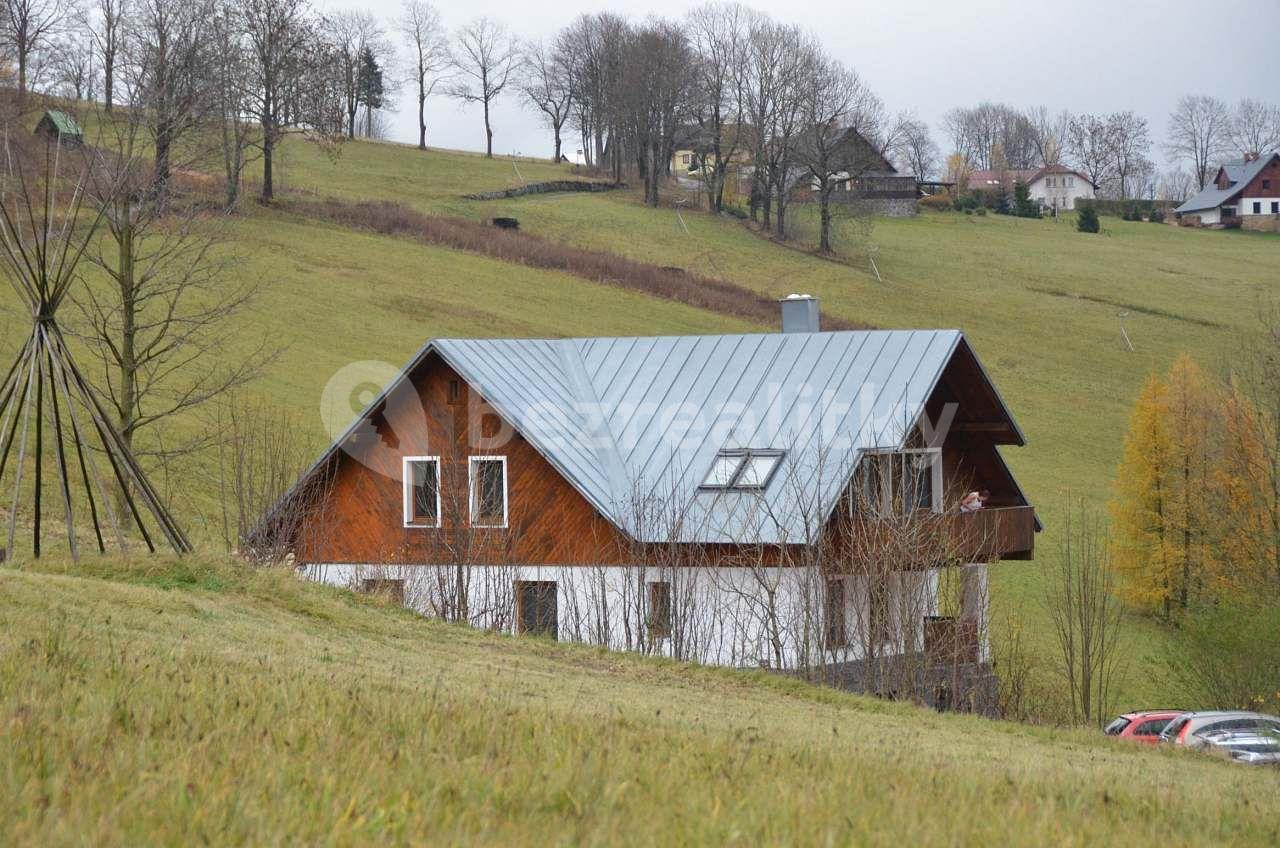 recreational property to rent, 0 m², Strážné, Královéhradecký Region