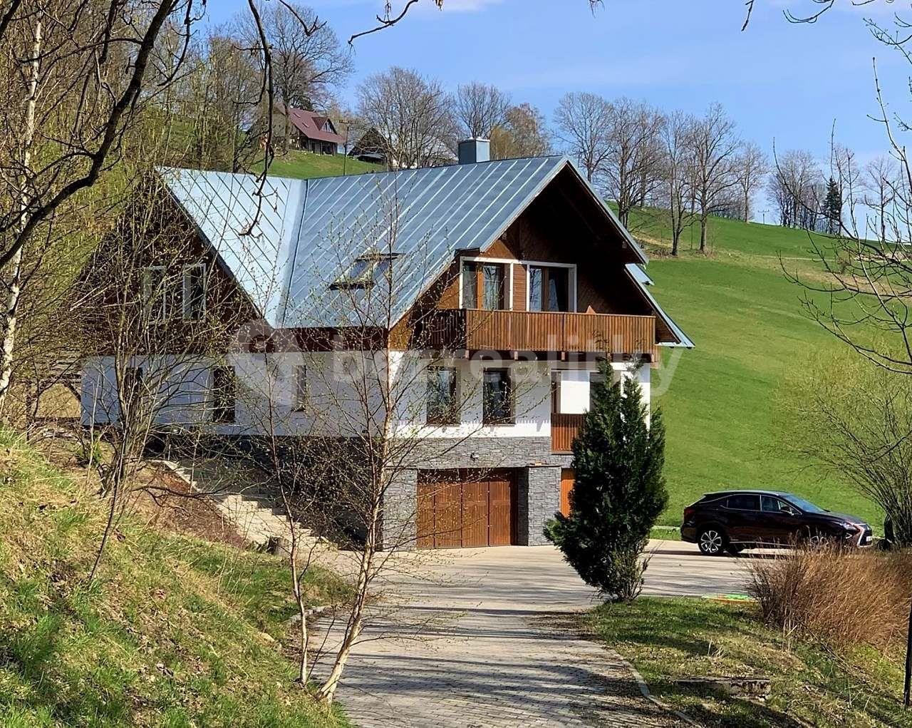 recreational property to rent, 0 m², Strážné, Královéhradecký Region