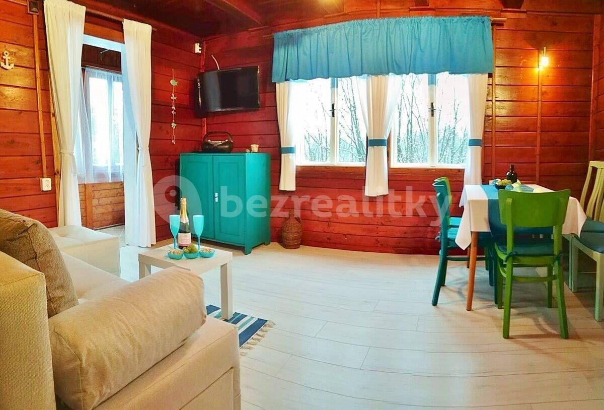 recreational property to rent, 0 m², Pastviny, Pardubický Region