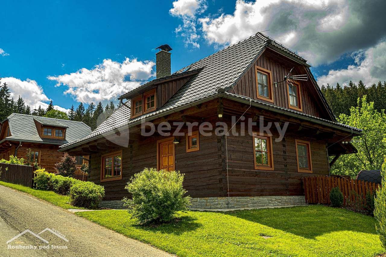 recreational property to rent, 0 m², Velké Karlovice, Zlínský Region