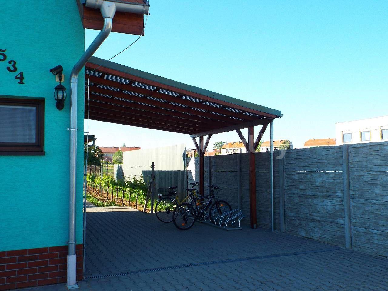 recreational property to rent, 0 m², Šakvice, Jihomoravský Region