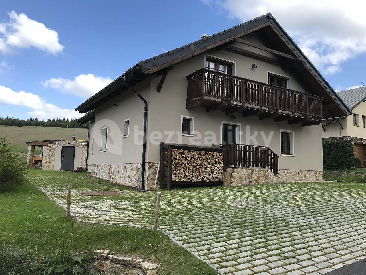 recreational property to rent, 0 m², Loučná pod Klínovcem, Ústecký Region