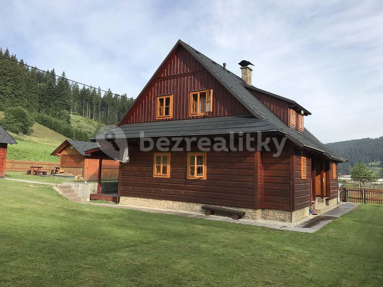 recreational property to rent, 0 m², Velké Karlovice, Zlínský Region