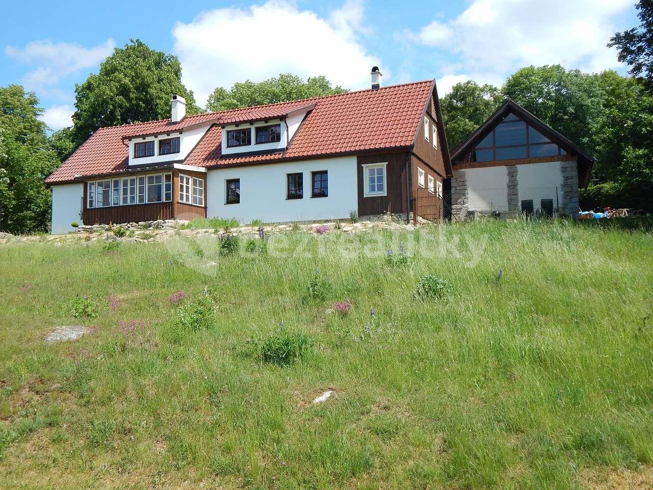 recreational property to rent, 0 m², Kunžak, Jihočeský Region