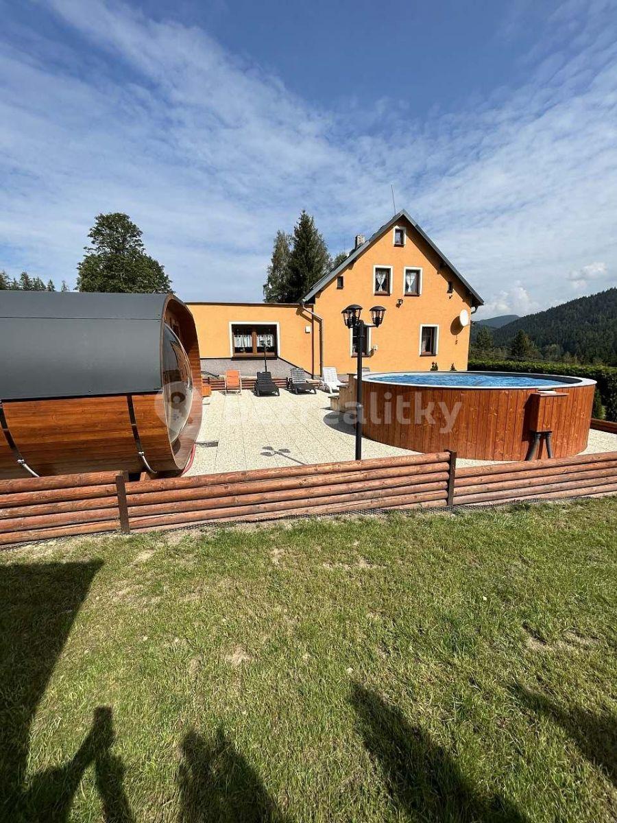 recreational property to rent, 0 m², Stříbrná, Karlovarský Region