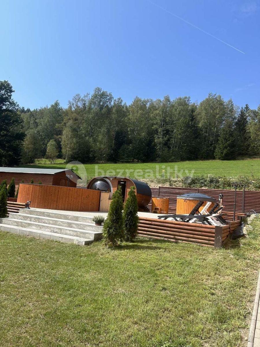 recreational property to rent, 0 m², Stříbrná, Karlovarský Region