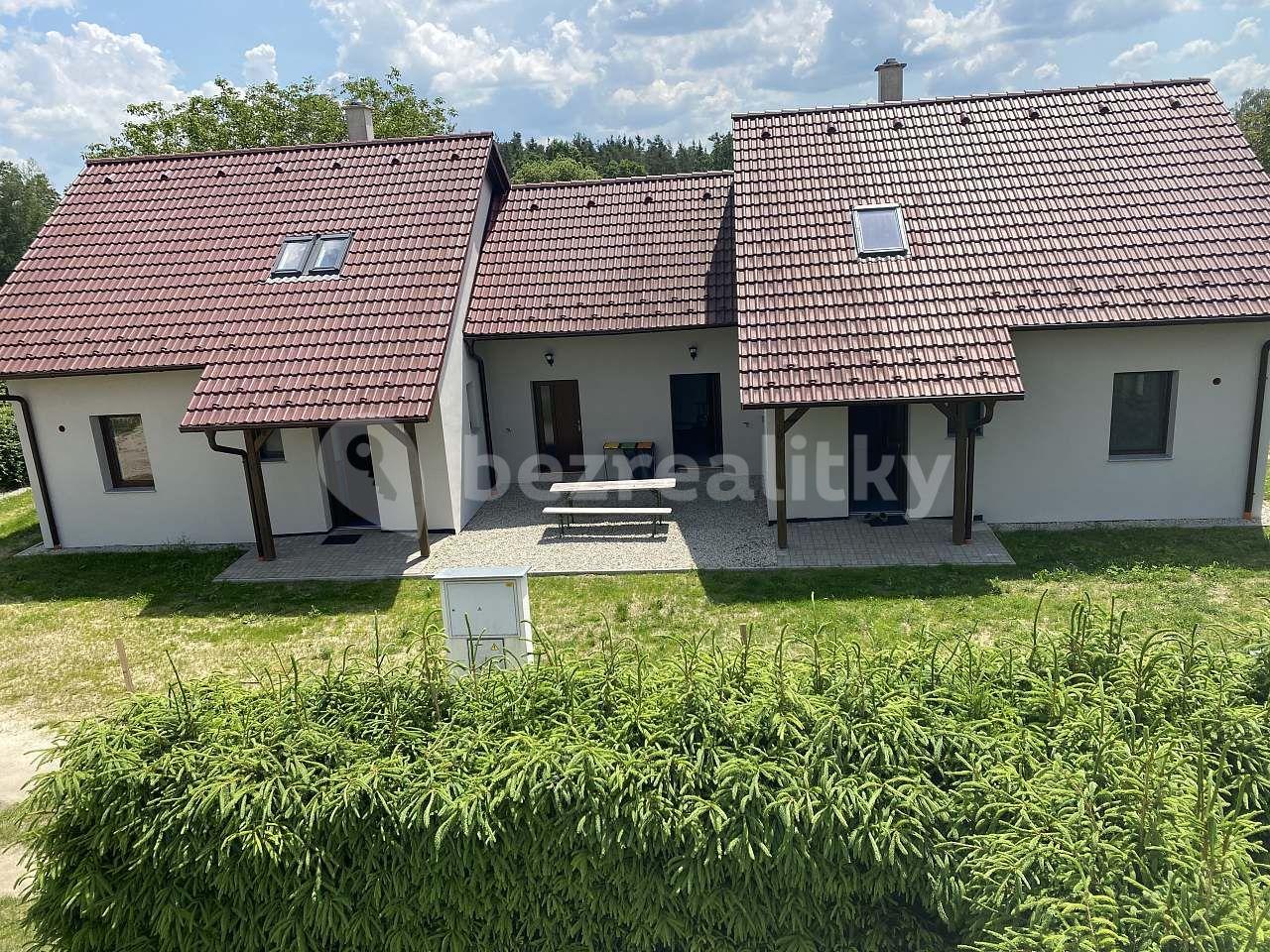 recreational property to rent, 0 m², Chlum u Třeboně, Jihočeský Region