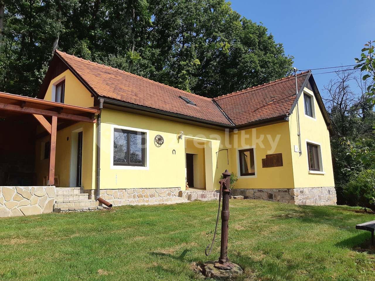 recreational property to rent, 0 m², Osvětimany, Zlínský Region