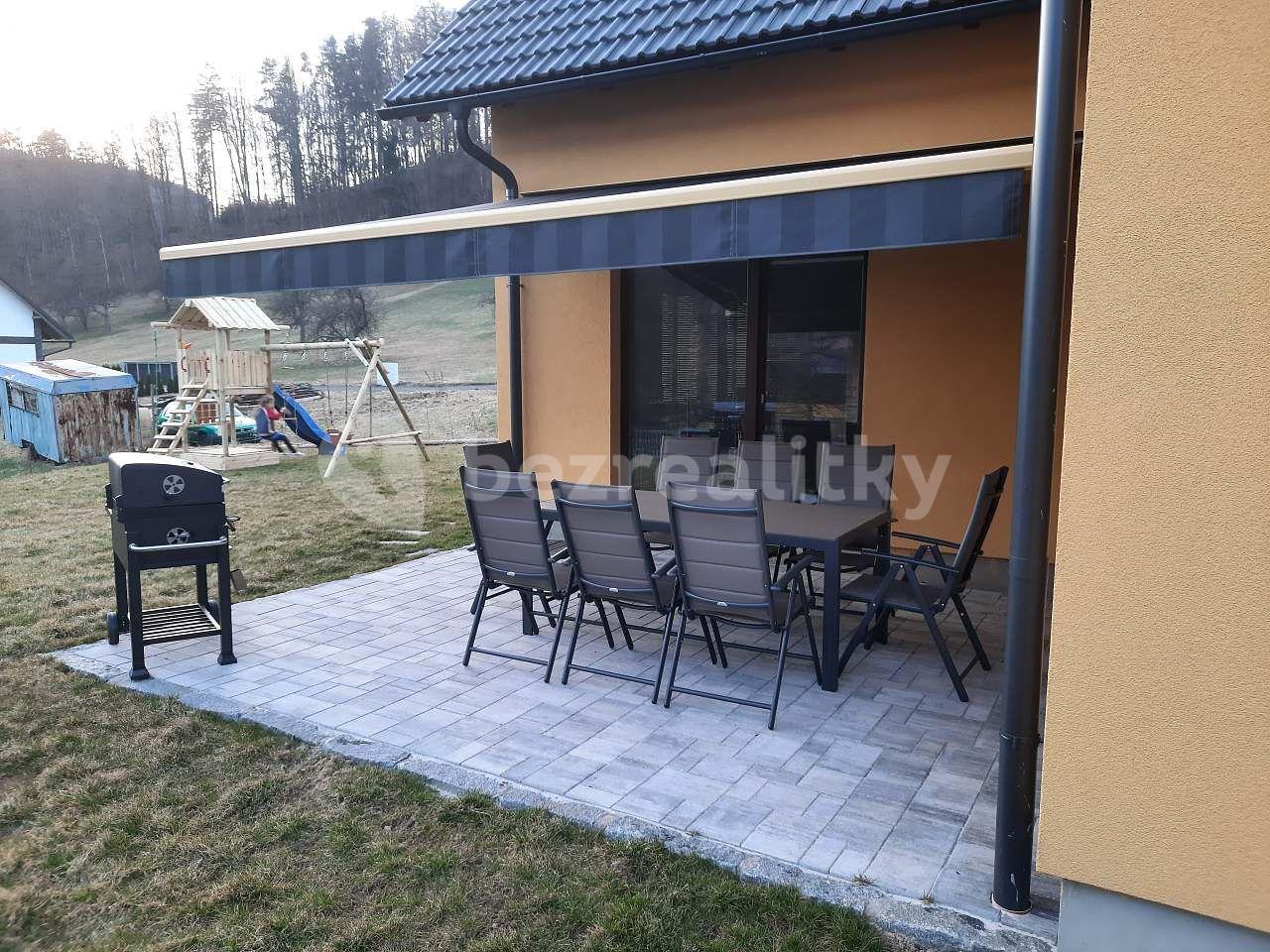 recreational property to rent, 0 m², Benecko, Liberecký Region