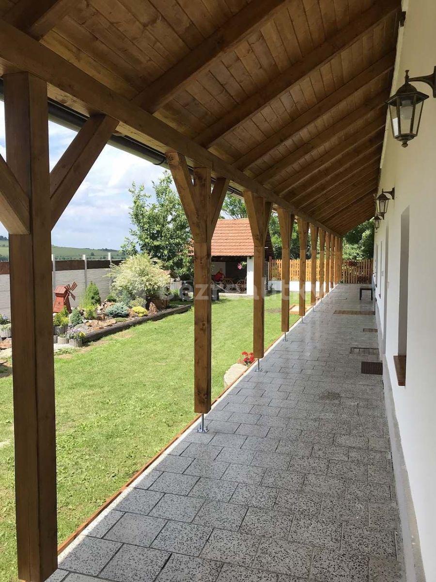 recreational property to rent, 0 m², Milejovice, Jihočeský Region