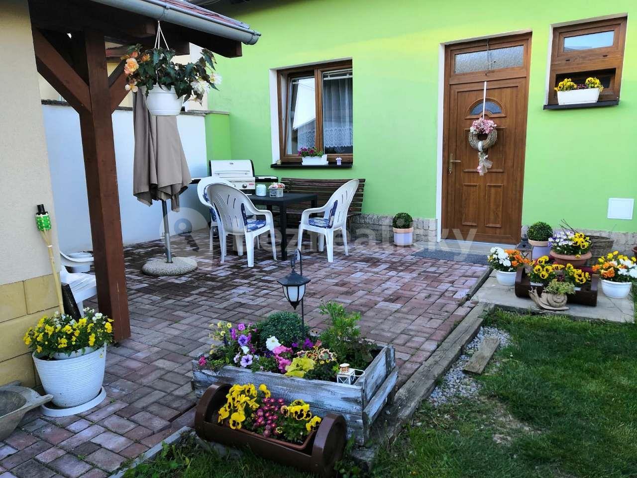 recreational property to rent, 0 m², Veselí nad Lužnicí, Jihočeský Region