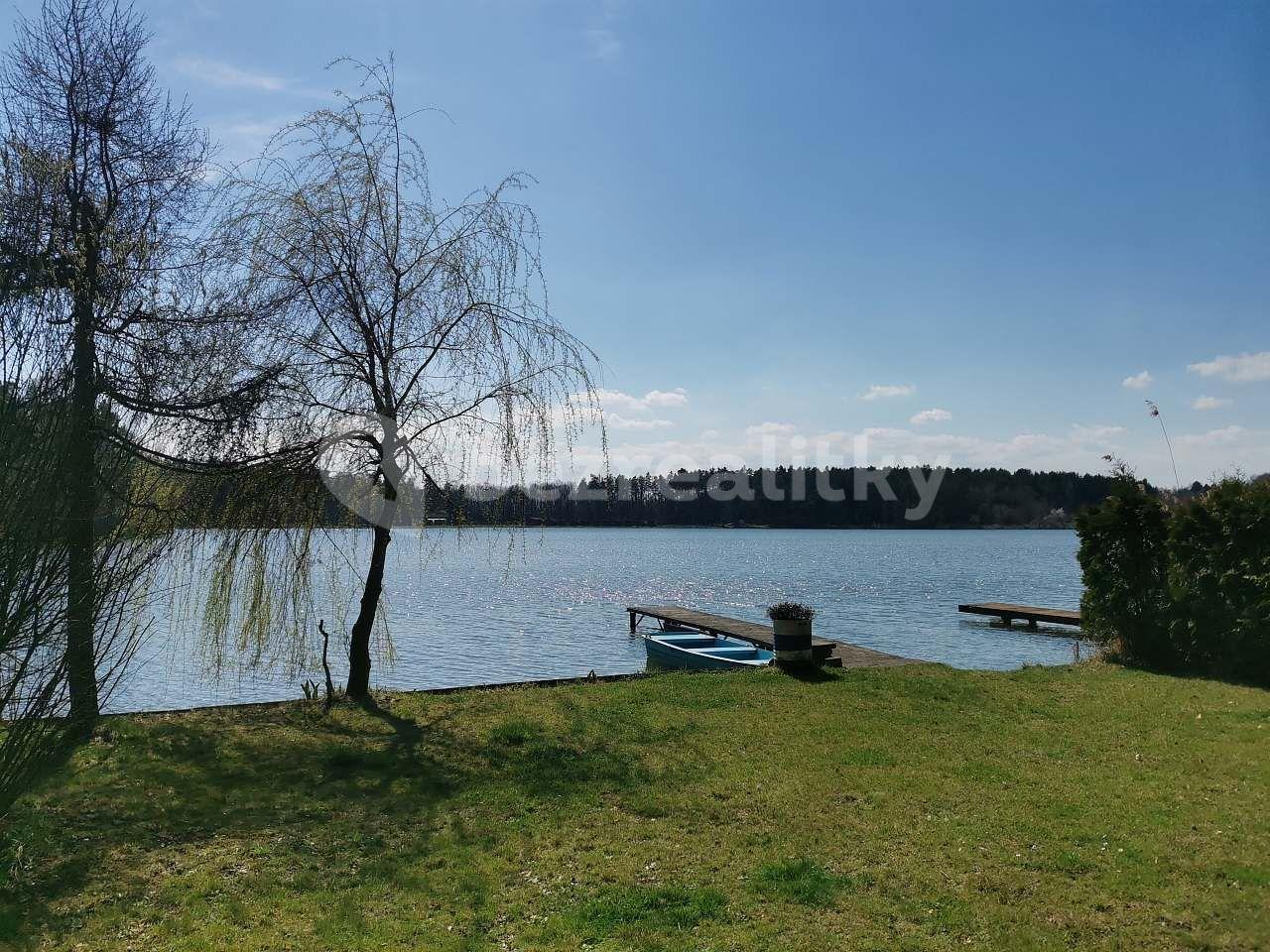 recreational property to rent, 0 m², Zliv, Jihočeský Region