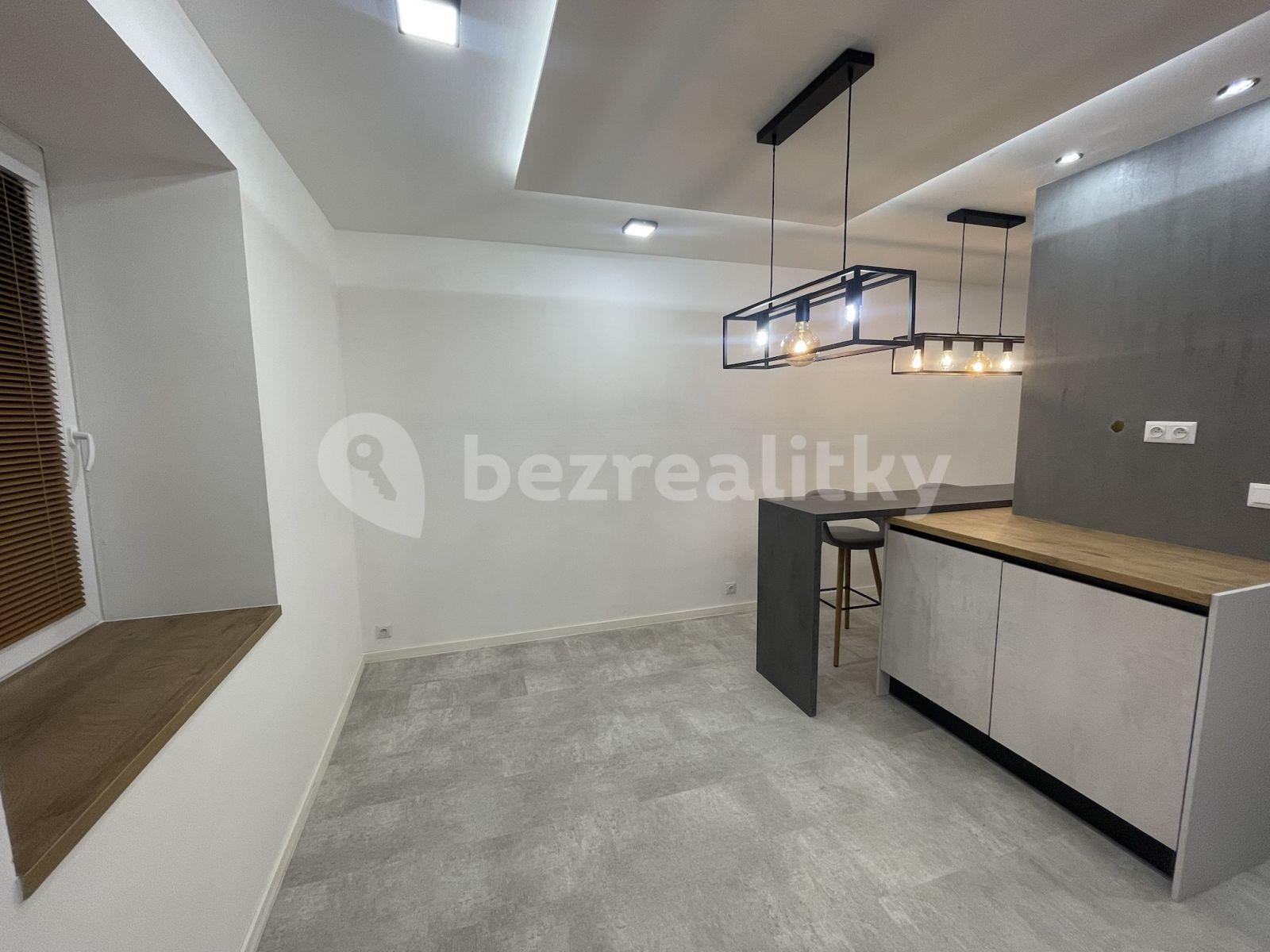 1 bedroom with open-plan kitchen flat to rent, 48 m², Zlínská, Liberec, Liberecký Region