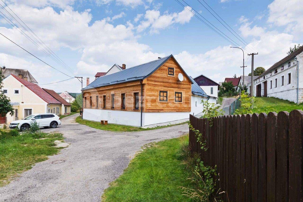 recreational property to rent, 0 m², Staré Město pod Landštejnem, Jihočeský Region