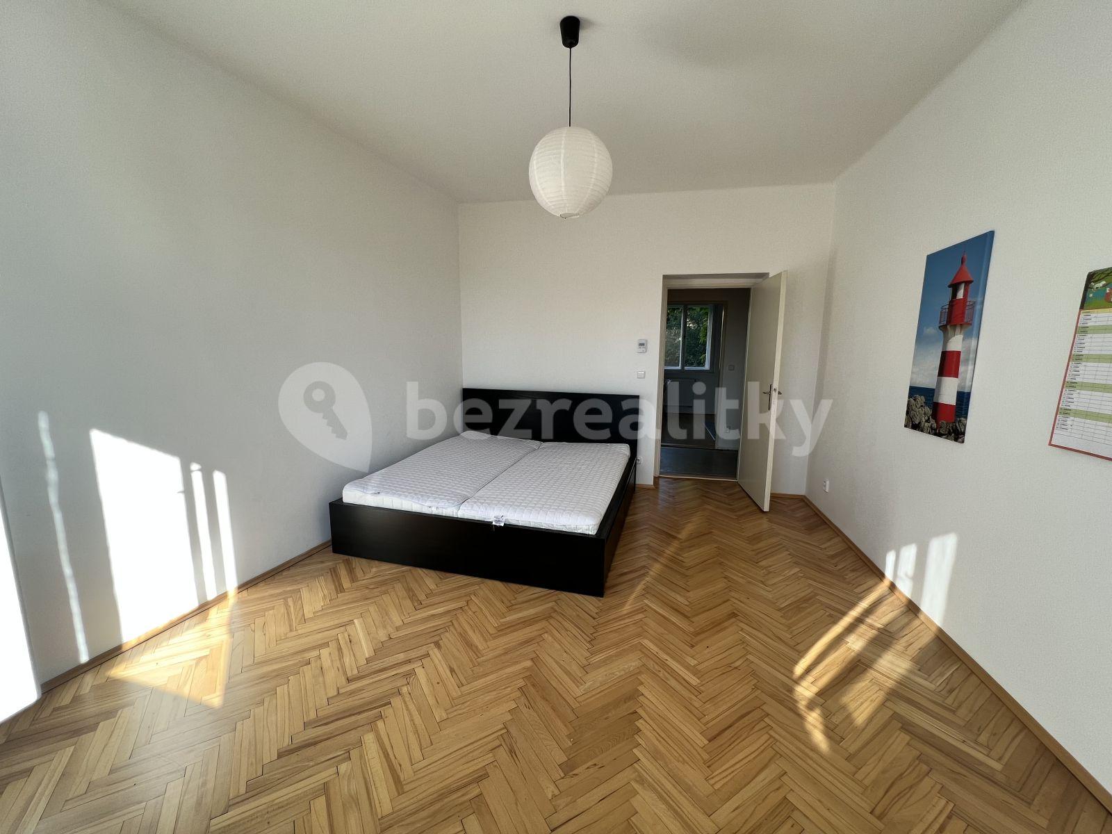 1 bedroom with open-plan kitchen flat to rent, 45 m², Na Vrstvách, Prague, Prague