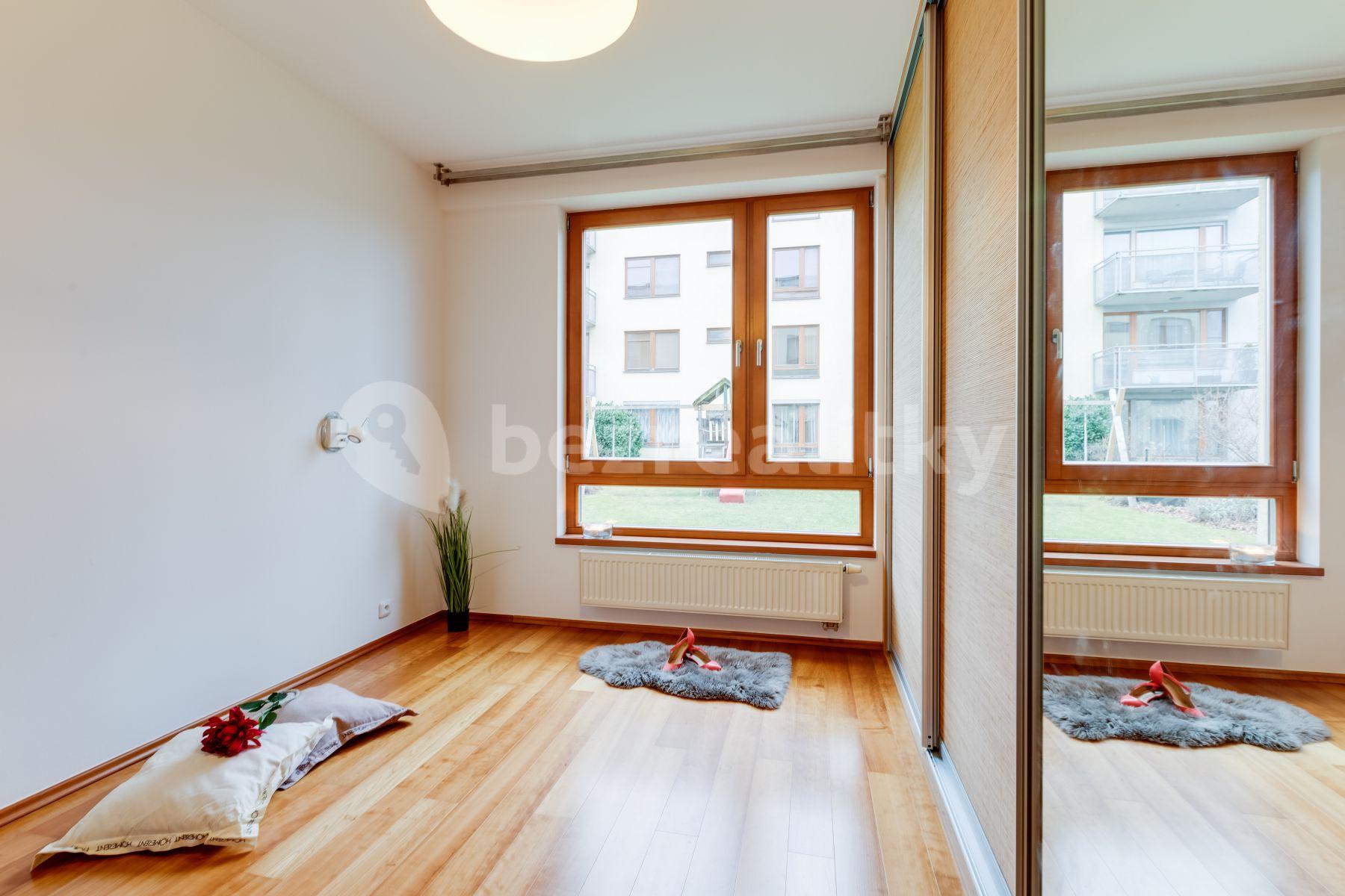 2 bedroom with open-plan kitchen flat to rent, 71 m², Vřesovická, Prague, Prague