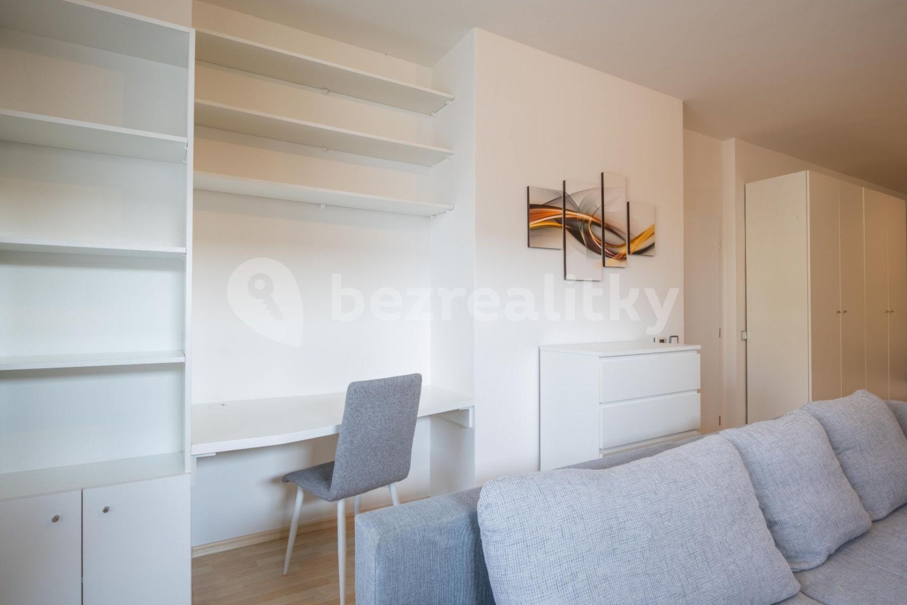 1 bedroom with open-plan kitchen flat to rent, 55 m², Na Tabulovém vrchu, Olomouc, Olomoucký Region