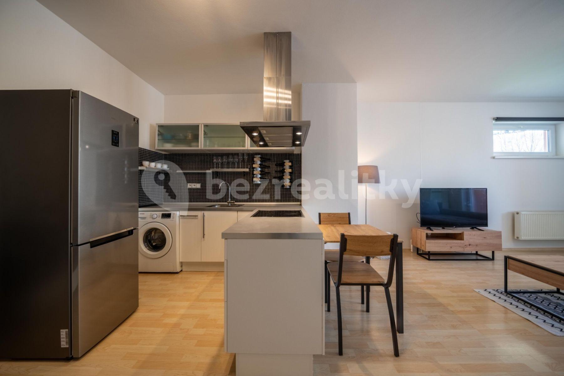 1 bedroom with open-plan kitchen flat to rent, 55 m², Na Tabulovém vrchu, Olomouc, Olomoucký Region