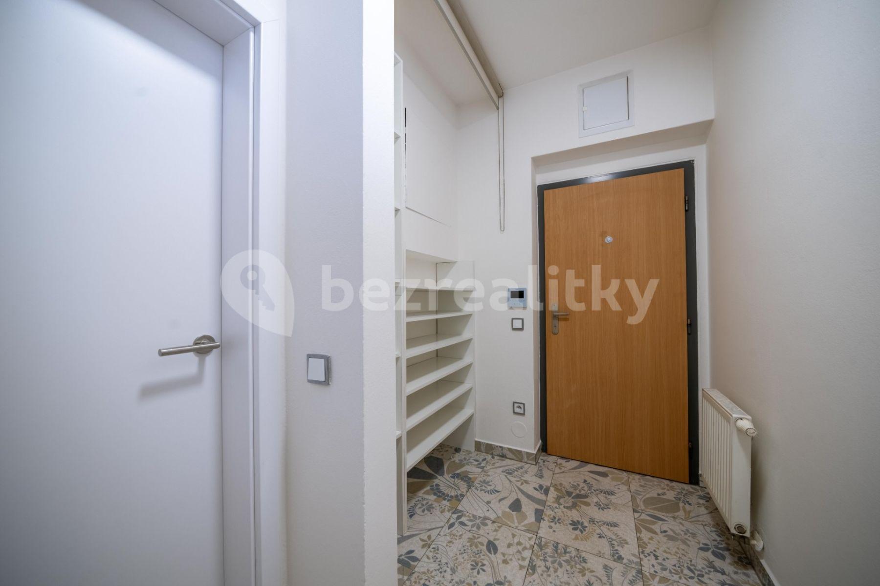 1 bedroom with open-plan kitchen flat to rent, 55 m², Na Tabulovém vrchu, Olomouc, Olomoucký Region