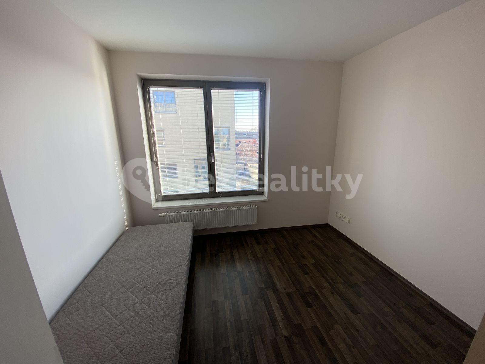 2 bedroom with open-plan kitchen flat to rent, 86 m², Benátecká, Brandýs nad Labem-Stará Boleslav, Středočeský Region