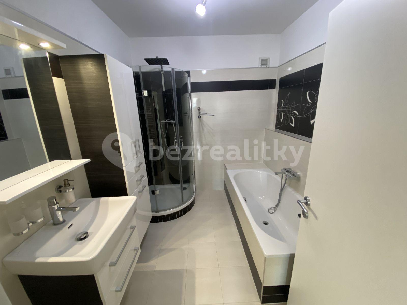 2 bedroom with open-plan kitchen flat to rent, 86 m², Benátecká, Brandýs nad Labem-Stará Boleslav, Středočeský Region