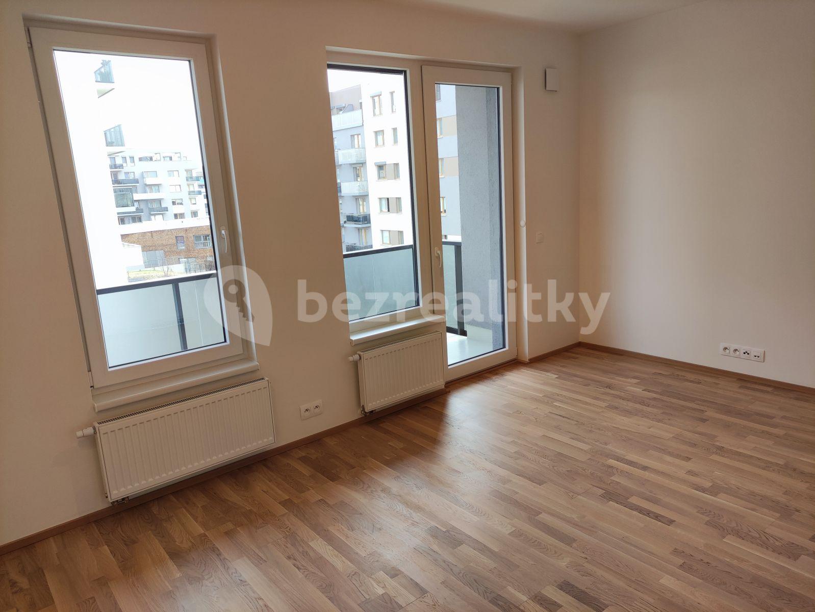 Studio flat to rent, 36 m², Saarinenova, Prague, Prague