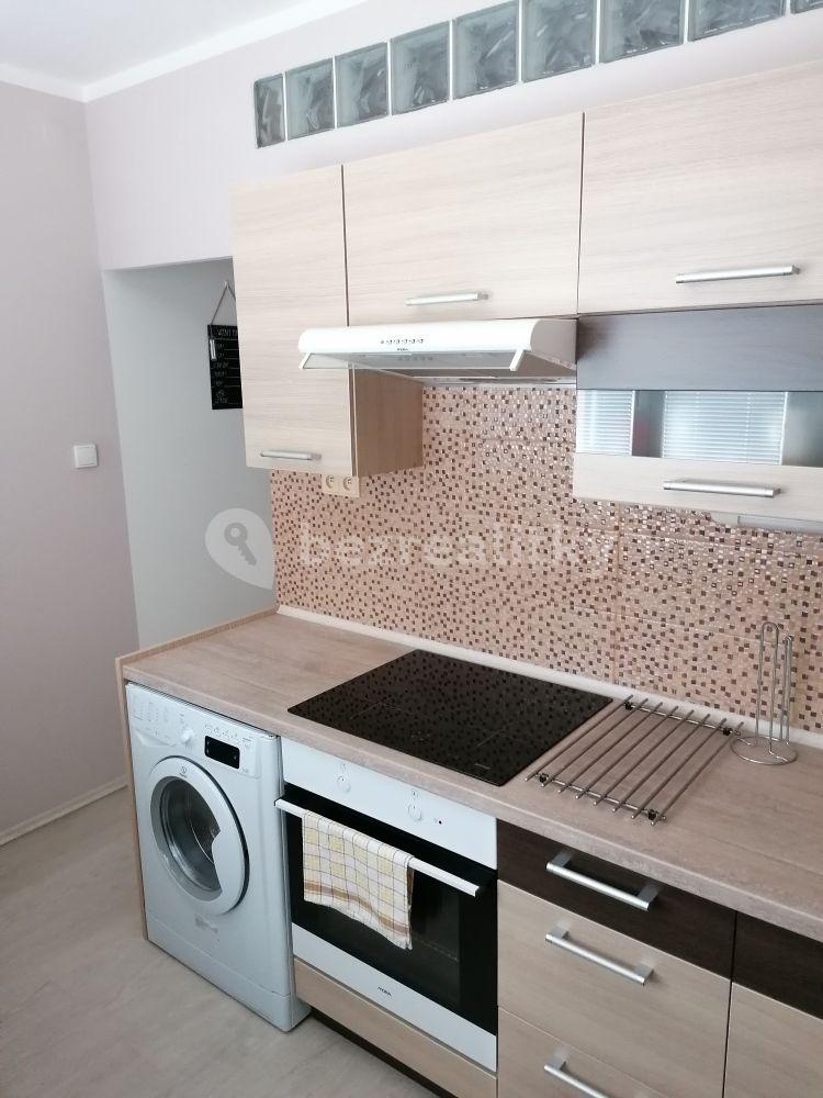 1 bedroom with open-plan kitchen flat to rent, 53 m², Duchcovská, Teplice, Ústecký Region